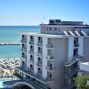 Universal Hotel