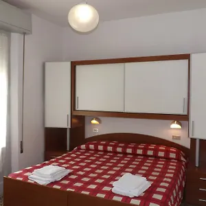 2* Hotel La Vela